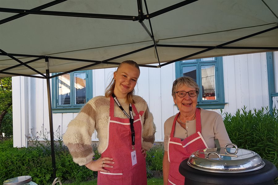 St. Hans-fest på Skårer gård